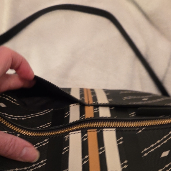 Fossil Striped Black, Cream & Tan Crossbody Bag...like New! - Picture 8 of 10